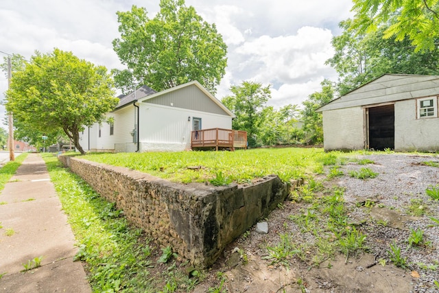 714 W 42nd St, Chattanooga, TN 37410 - view of yard with a wooden deck