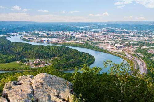 714 W 42nd St, Chattanooga, TN 37410 - aerial overview of property's location with a nearby body of water