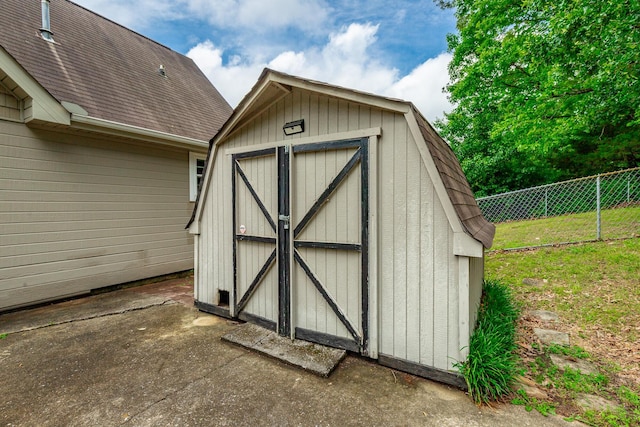 13709 Stormer Rd, Soddy Daisy, TN 37379 - view of shed featuring fence