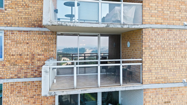 1131 Stringers Ridge Rd Unit 11G, Chattanooga, TN 37405 - exterior view of brick siding