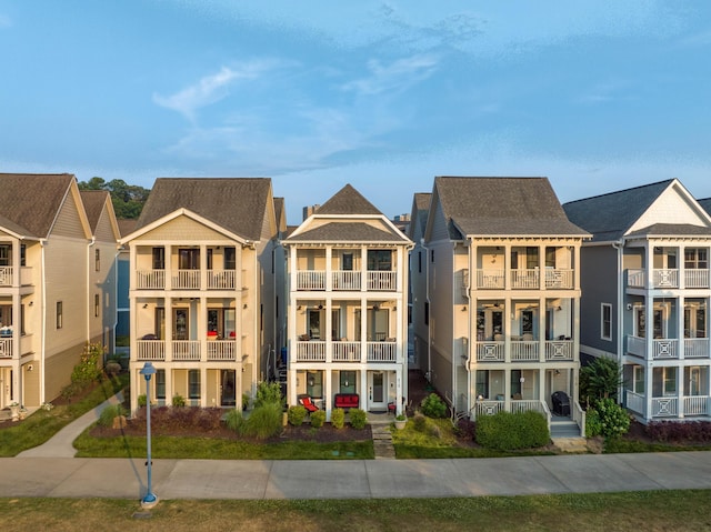 610 Mariner Way, Chattanooga, TN 37402 - view of property with a residential view
