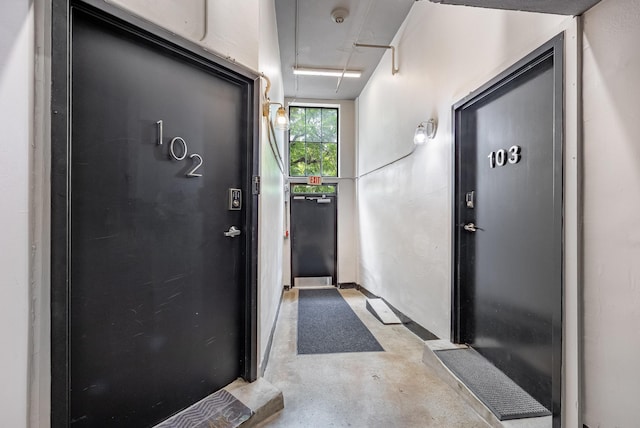 1301 Market St Unit 103, Chattanooga, TN 37402 - view of exterior entry