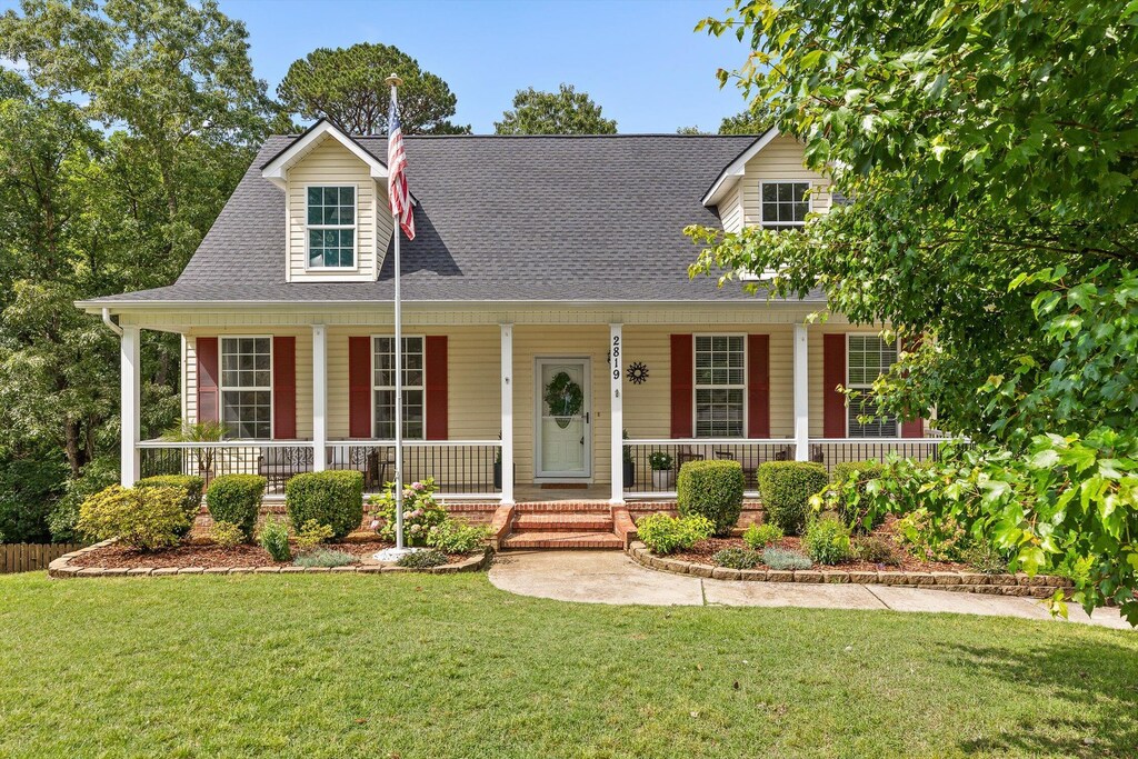 2819 Chimney Lake Cir, Soddy Daisy, TN 37379 - photo 1