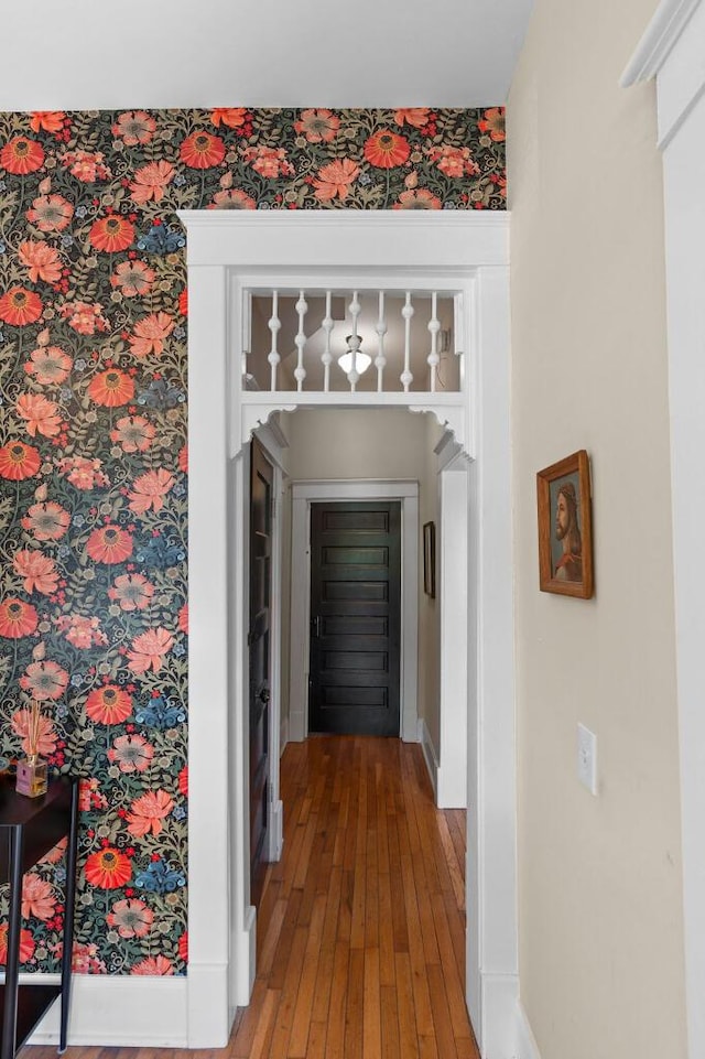 709 S Holly St, Chattanooga, TN 37404 - hallway with hardwood / wood-style floors, baseboards, and wallpapered walls