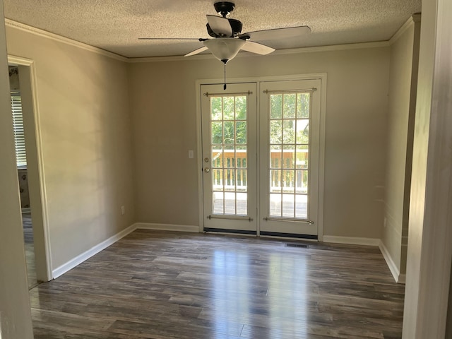 6206 Sagefield Dr, Harrison, TN 37341 - spare room featuring a textured ceiling, a ceiling fan, dark wood-style floors, crown molding, and baseboards