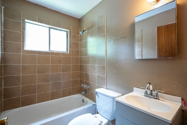 1002 Gillespie Rd, Chattanooga, TN 37411 - bathroom featuring shower / bath combination and vanity