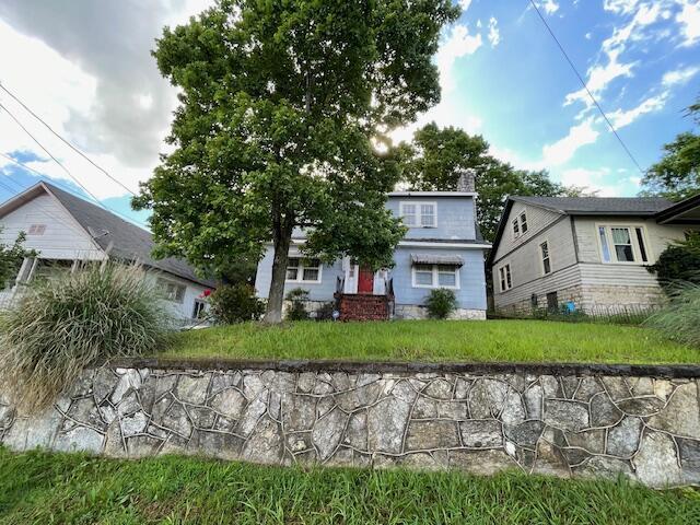 4908 13th Ave, Chattanooga, TN 37407 - view of front of house featuring a chimney
