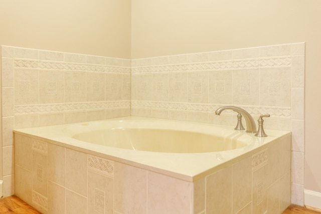 302 Brookwood Ln, Lafayette, GA 30728 - full bath featuring a bath