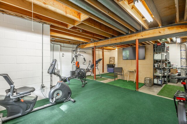 821 Ravine Rd, Signal Mountain, TN 37377 - exercise area featuring concrete block wall