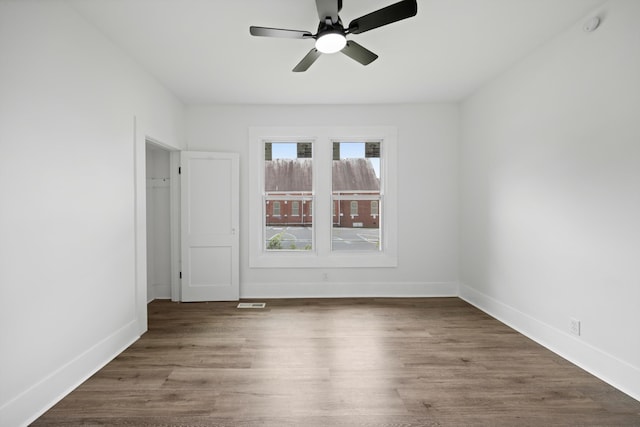 2806 N Chamberlain Ave, Chattanooga, TN 37406 - empty room featuring a ceiling fan and wood finished floors