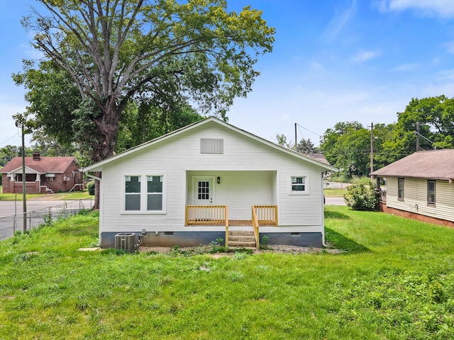 2806 N Chamberlain Ave, Chattanooga, TN 37406 - rear view of house featuring crawl space and covered porch