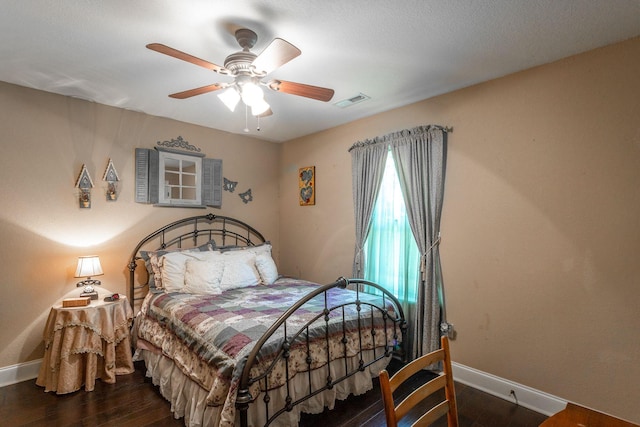 169 Southern Dr, Ringgold, GA 30736 - bedroom with wood finished floors, baseboards, and ceiling fan