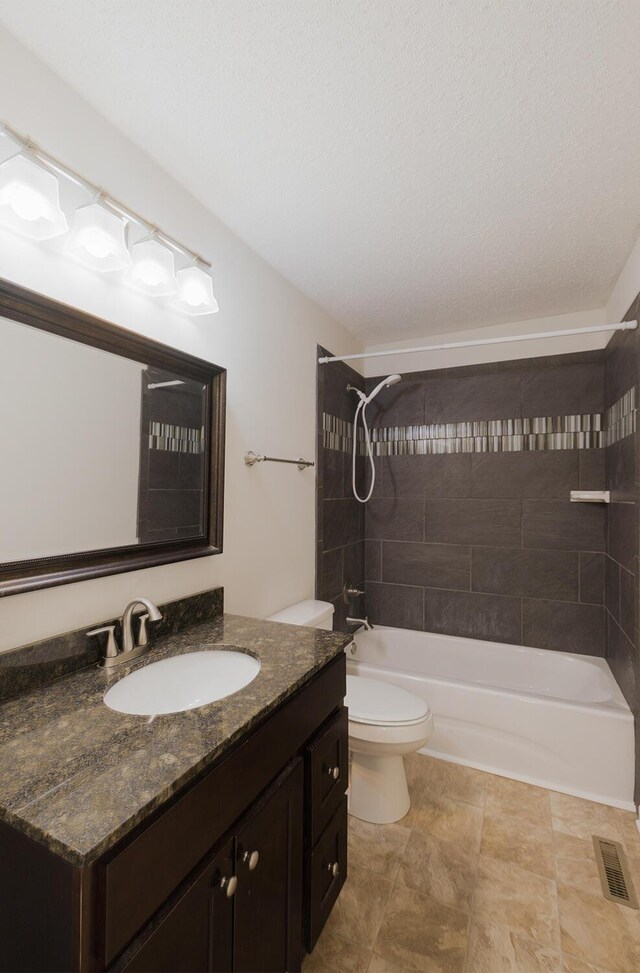 7115 Elmbrook Ln, Harrison, TN 37341 - bathroom featuring vanity and bathing tub / shower combination