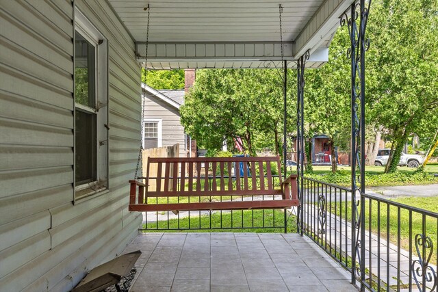 306 Pine Ridge Rd, Chattanooga, TN 37405 - view of covered porch