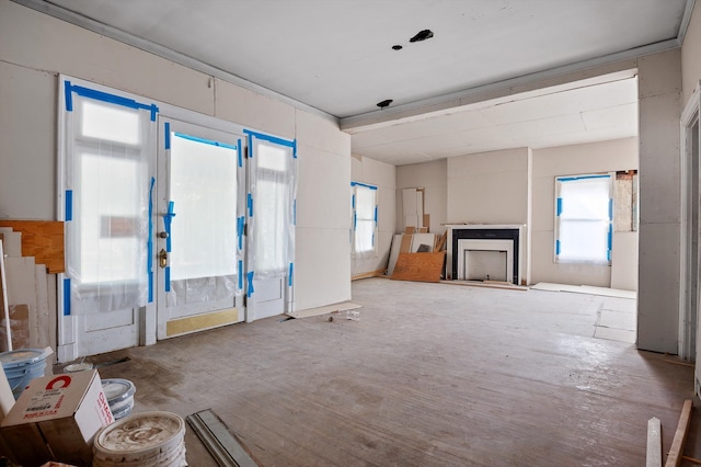 2000 Oak St, Chattanooga, TN 37404 - unfurnished living room with a fireplace