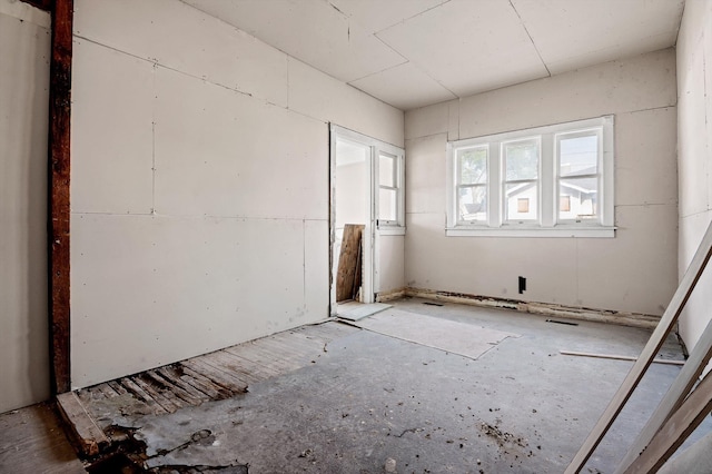 2000 Oak St, Chattanooga, TN 37404 - view of empty room