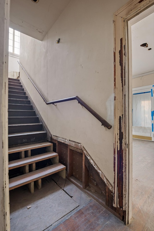 2000 Oak St, Chattanooga, TN 37404 - view of stairs