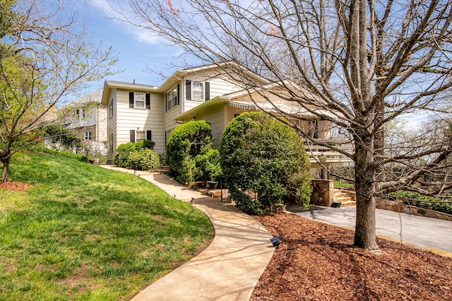 504 Fleetwood Dr, Lookout Mountain, TN 37350 - view of property exterior with a yard