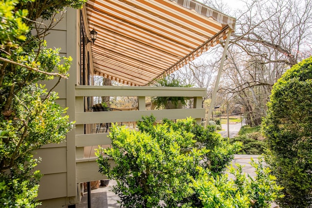 504 Fleetwood Dr, Lookout Mountain, TN 37350 - exterior space featuring a balcony