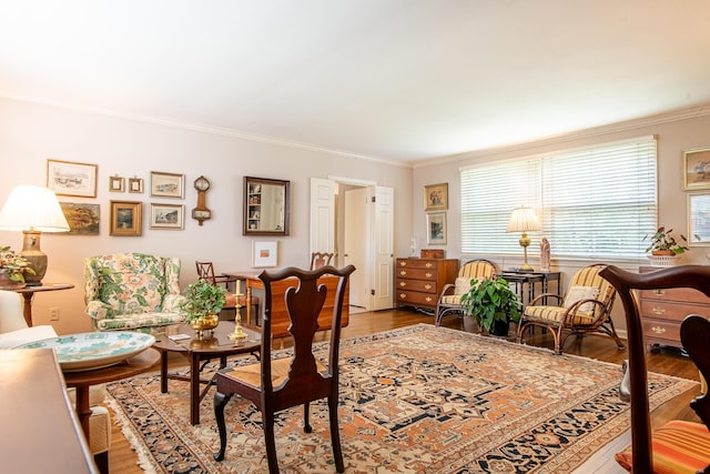 504 Fleetwood Dr, Lookout Mountain, TN 37350 - living room with crown molding and wood finished floors