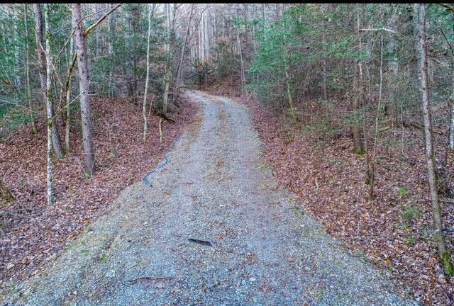 288 Frost Bottom Rd, Oliver Springs, TN 37840