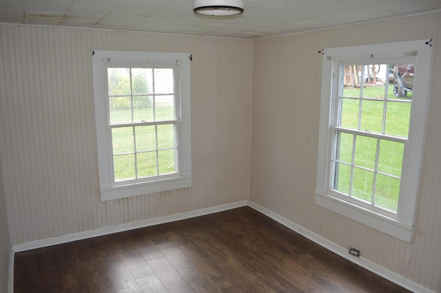 912 N Price St, Sweetwater, TN 37874 - empty room with dark wood finished floors and baseboards