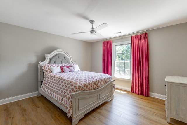 8102 Paces Ferry Xing, Chattanooga, TN 37421 - bedroom with light wood-style floors, baseboards, and ceiling fan
