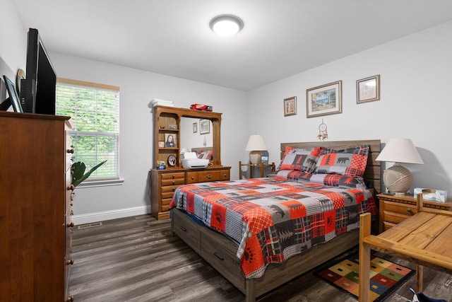 1008 Durgan Pl, Dalton, GA 30721 - bedroom with dark wood-type flooring and baseboards