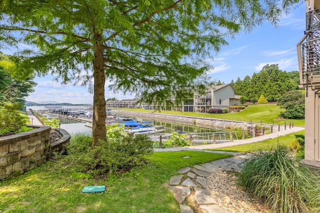 4274 Lakeshore Ln Unit 102, Chattanooga, TN 37415 - view of yard with a water view