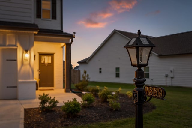 7559 Snow Cone Way, Ooltewah, TN 37363 - view of side of property featuring a lawn