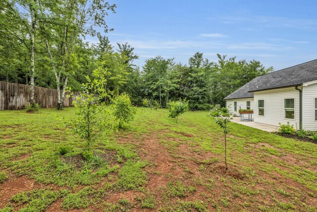 8012 Mcdonald Cemetery Rd, Ooltewah, TN 37363 - view of yard with a patio area