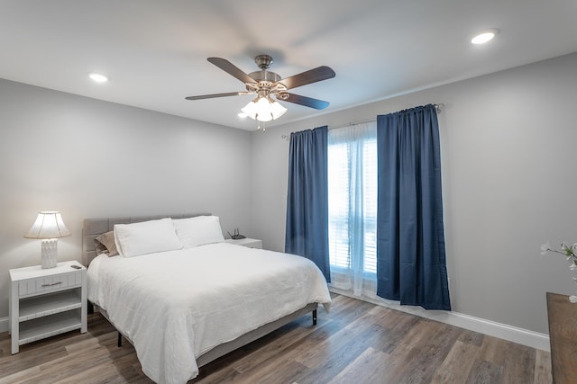 900 Mountain Creek Rd Unit 300, Chattanooga, TN 37405 - bedroom with wood finished floors, ceiling fan, baseboards, and recessed lighting