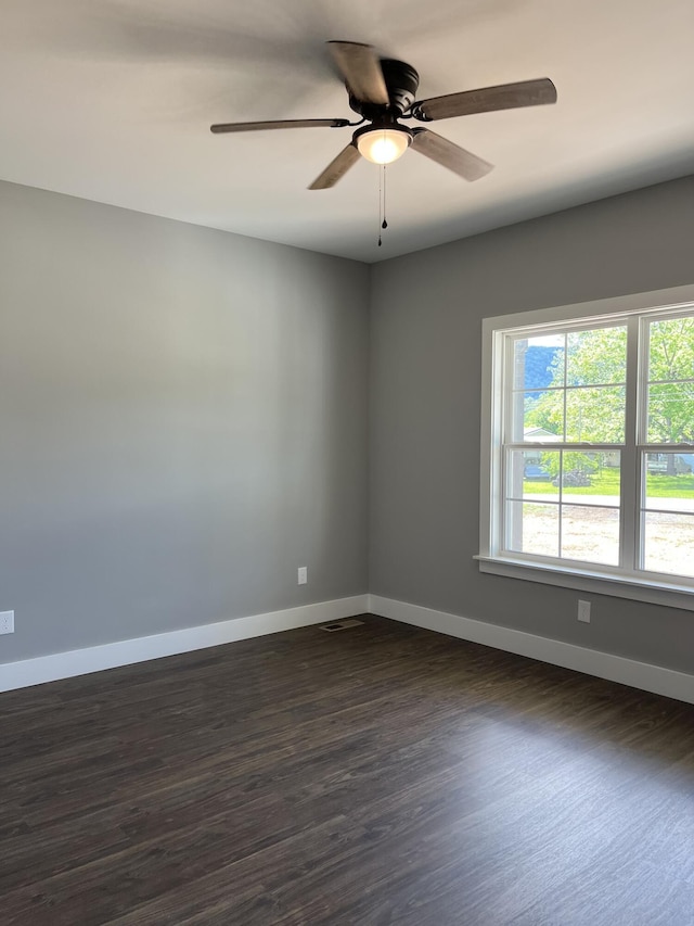 4958 Old State Highway 28, Dunlap, TN 37327 - unfurnished room featuring baseboards, dark wood-style flooring, and ceiling fan