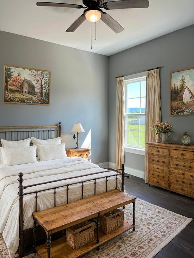 4958 Old State Highway 28, Dunlap, TN 37327 - bedroom featuring wood finished floors and baseboards