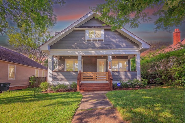 2104 Oak St, Chattanooga, TN 37404 - view of front of home featuring covered porch and a yard