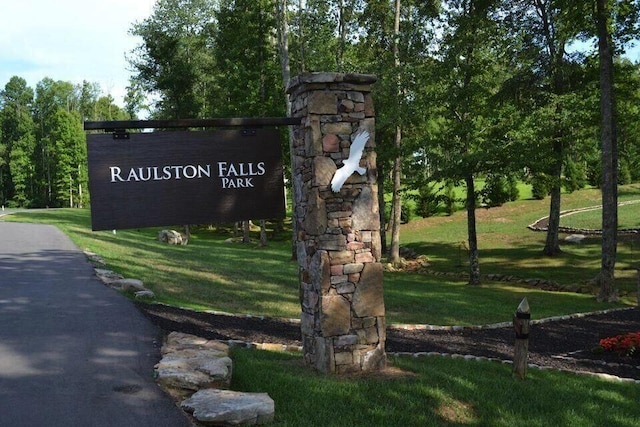 80 High Point Ln, Jasper, TN 37347
