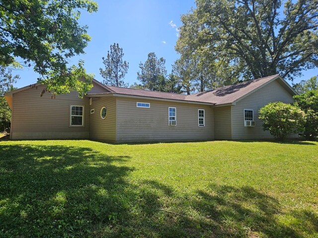 12466 Alabama Hwy, Ringgold, GA 30736 - rear view of house featuring a yard