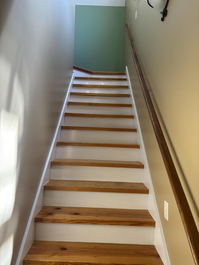 12466 Alabama Hwy, Ringgold, GA 30736 - view of stairway