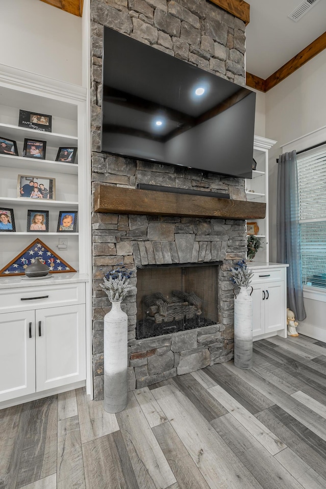 15 Breckinridge Dr, Chickamauga, GA 30707 - detailed view of a fireplace and wood finished floors