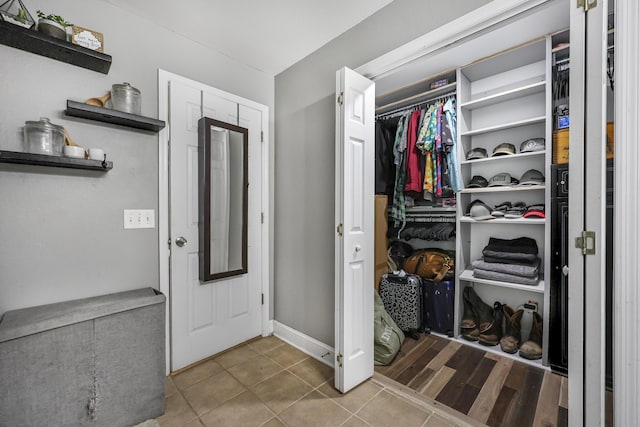 320 Marble Top Rd, Chickamauga, GA 30707 - tiled entrance foyer featuring baseboards