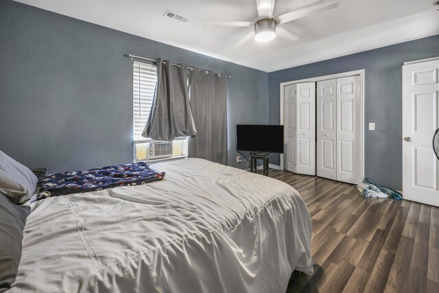 320 Marble Top Rd, Chickamauga, GA 30707 - bedroom featuring wood finished floors, a closet, ceiling fan, and cooling unit