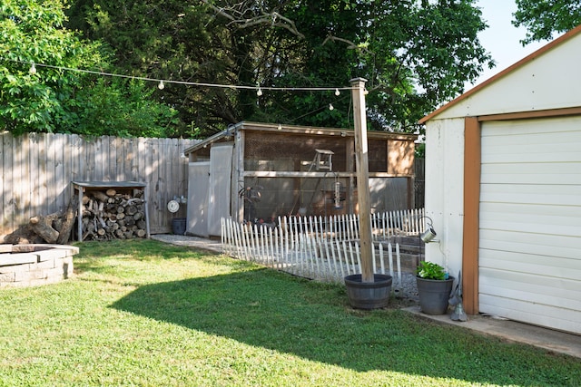 595 New Union Cir, Dayton, TN 37321 - view of yard with an outdoor structure and exterior structure