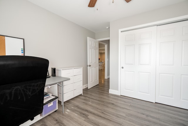 595 New Union Cir, Dayton, TN 37321 - home office with a ceiling fan and light wood-style floors