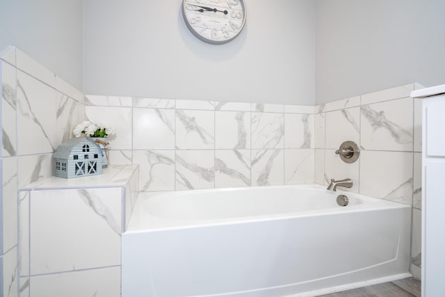 595 New Union Cir, Dayton, TN 37321 - bathroom with a garden tub and wood finished floors