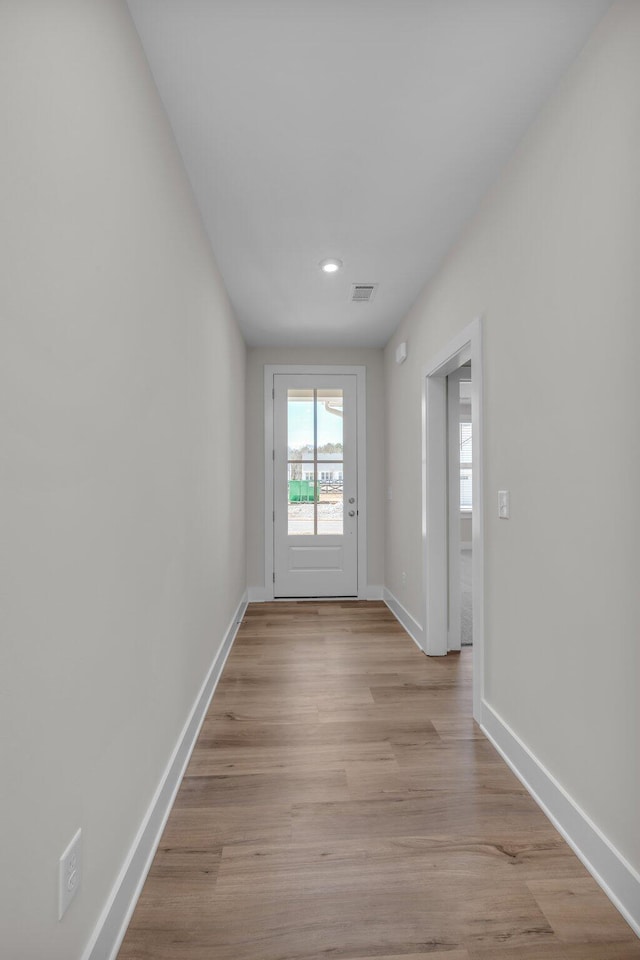 2592 Butlers Green Cir Unit 9, Chattanooga, TN 37421 - unfurnished room featuring baseboards, light wood-style floors, and recessed lighting