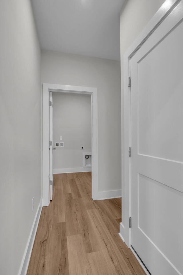 2592 Butlers Green Cir Unit 9, Chattanooga, TN 37421 - corridor featuring light wood-type flooring and baseboards
