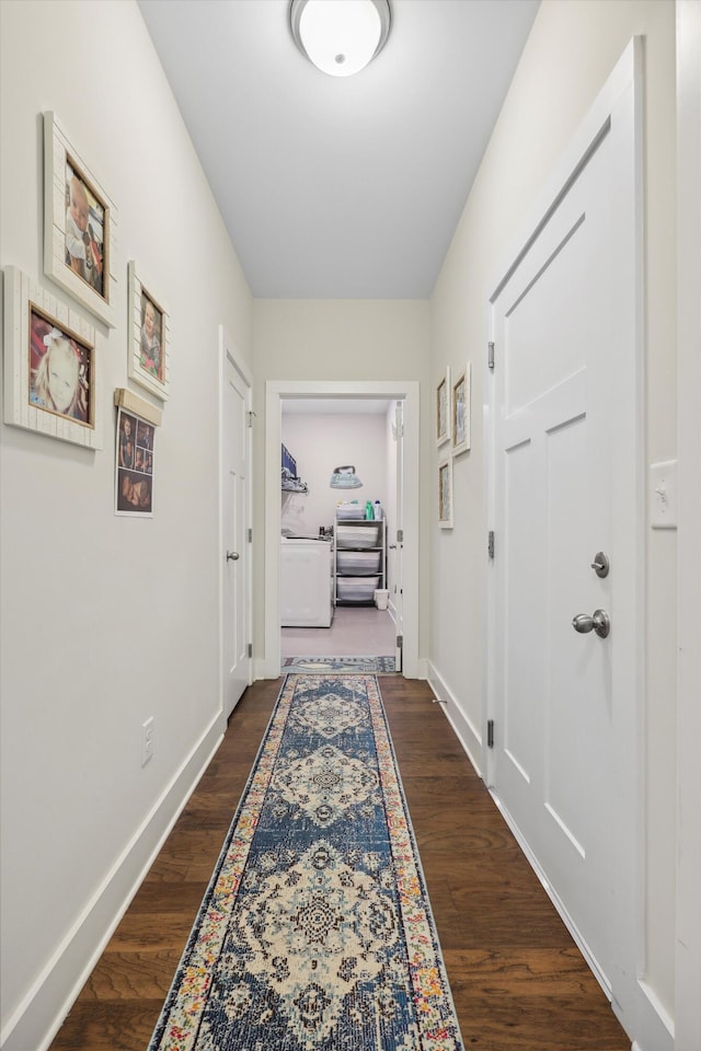 1590 Buttonwood Unit 20, Chattanooga, TN 37421 - hall featuring dark wood finished floors and baseboards