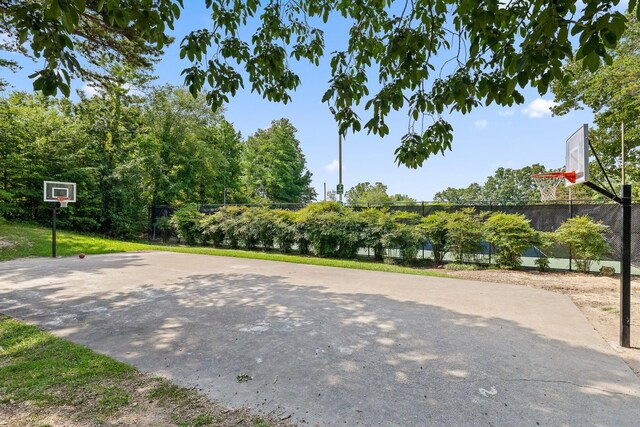 9334 Royal Mountain Dr, Chattanooga, TN 37421 - view of sport court featuring basketball hoop