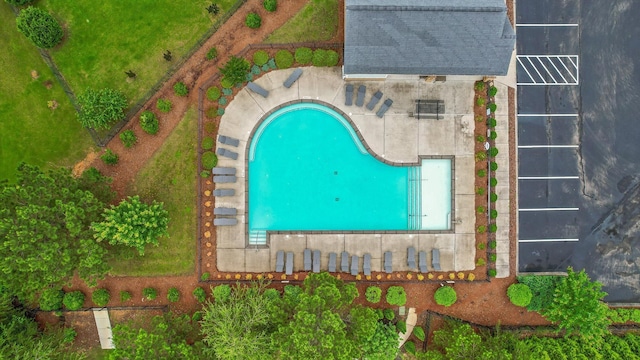4867 Preserve Dr, Chattanooga, TN 37416 - aerial view of property and surrounding area with a pool area