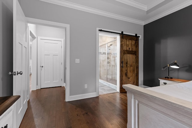 4867 Preserve Dr, Chattanooga, TN 37416 - bedroom featuring crown molding, dark wood-style floors, a barn door, and baseboards